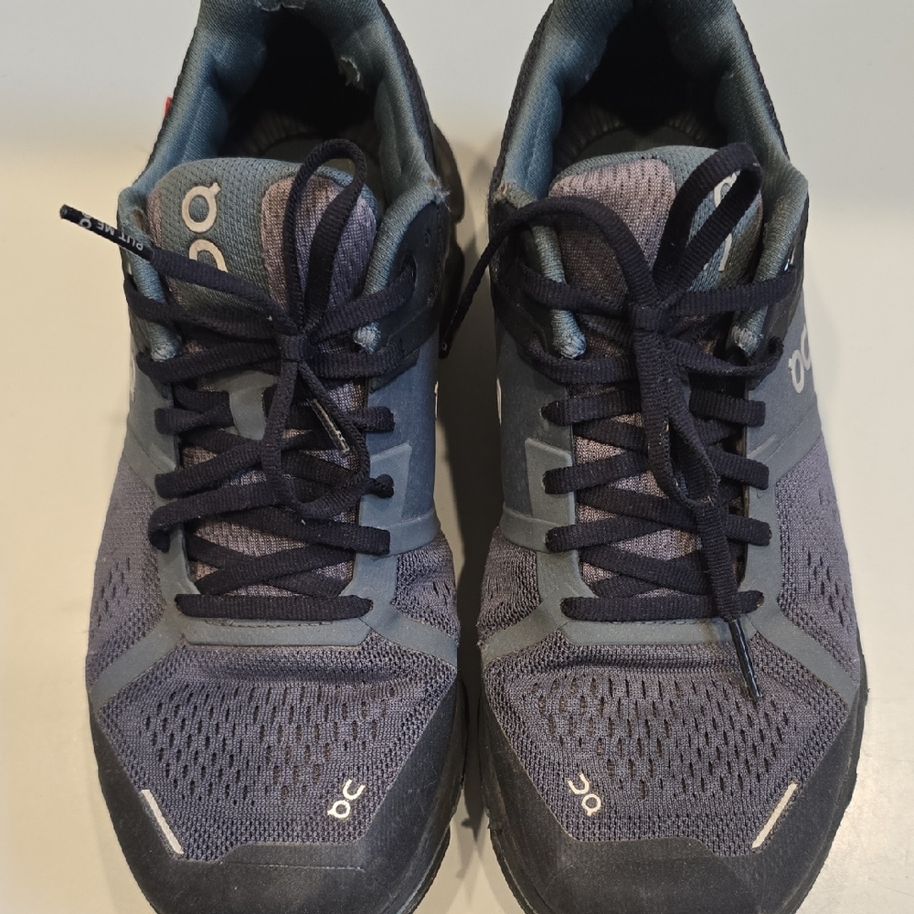 On Running Womens Sz 8 Cloudace Running Navy and Gray Athletic Shoes